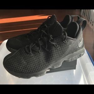 Lebron 14  Low Triple Black Shoes Men’s size 10.5